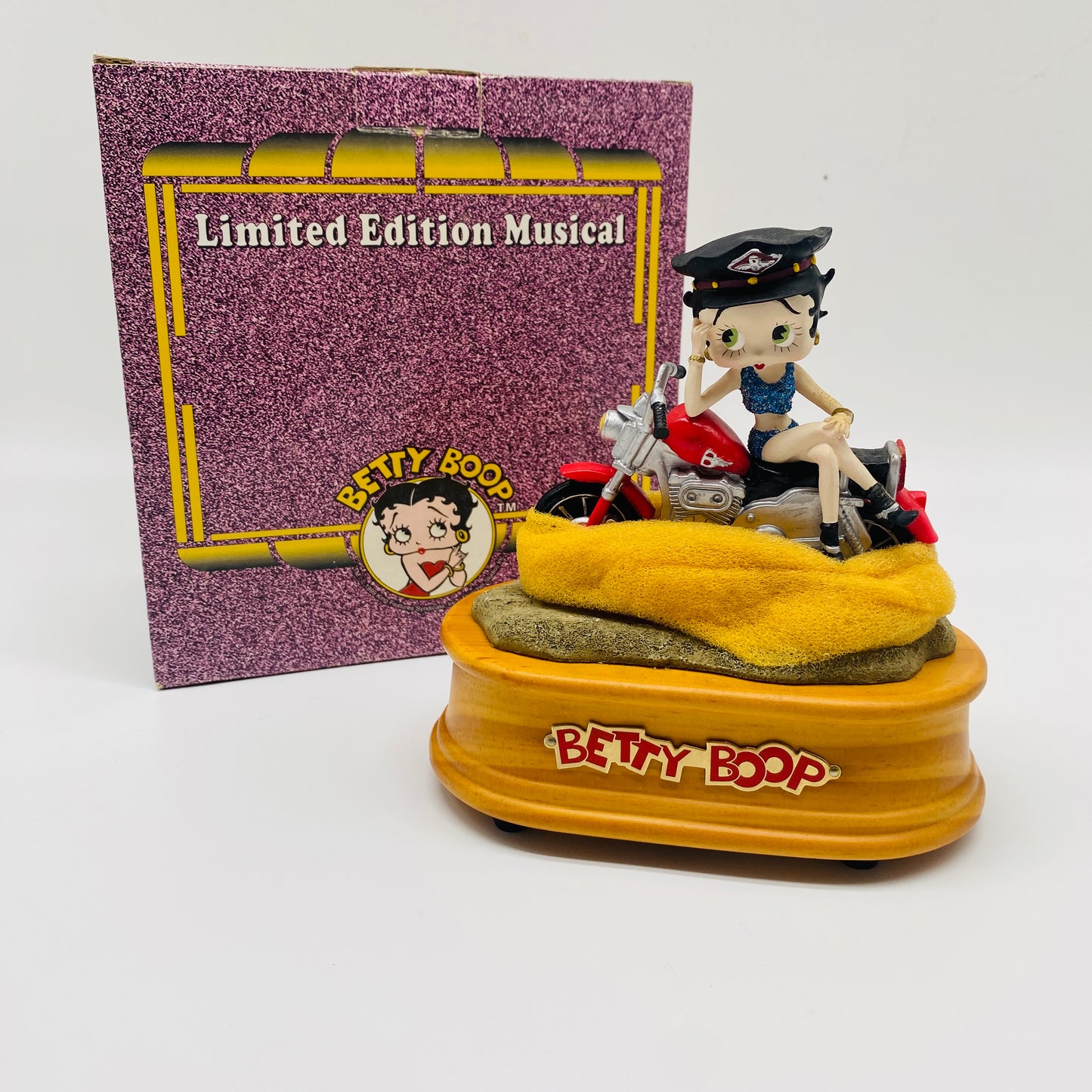 Betty Boop “EZ Rider” Collectible Musical Figurine 180/15000 by King Features Syndicate 1999