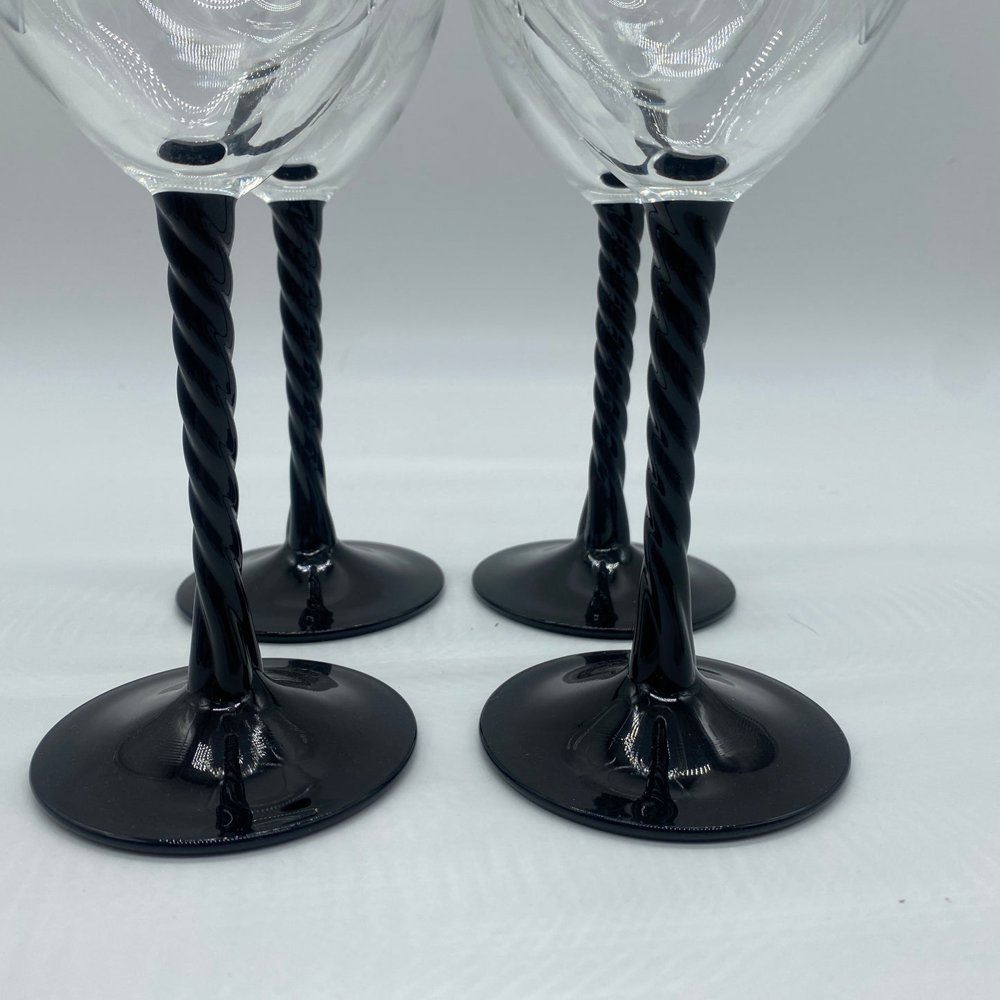 Black Twist Stem Wine Glasses - 4 Piece Set