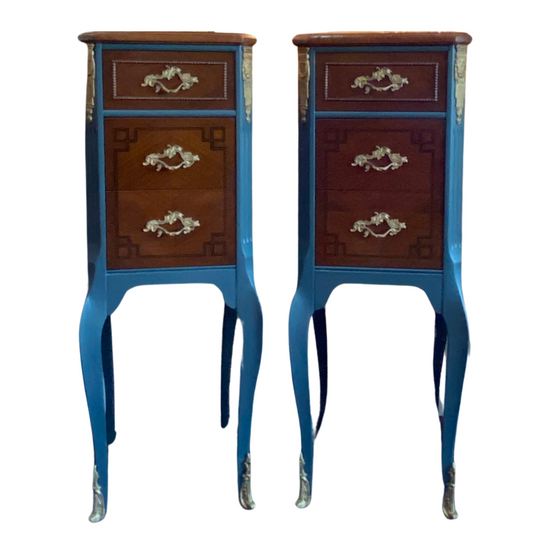 Pair of Berkey & Gay Furniture Co. Refinished End Tables / Night Stands