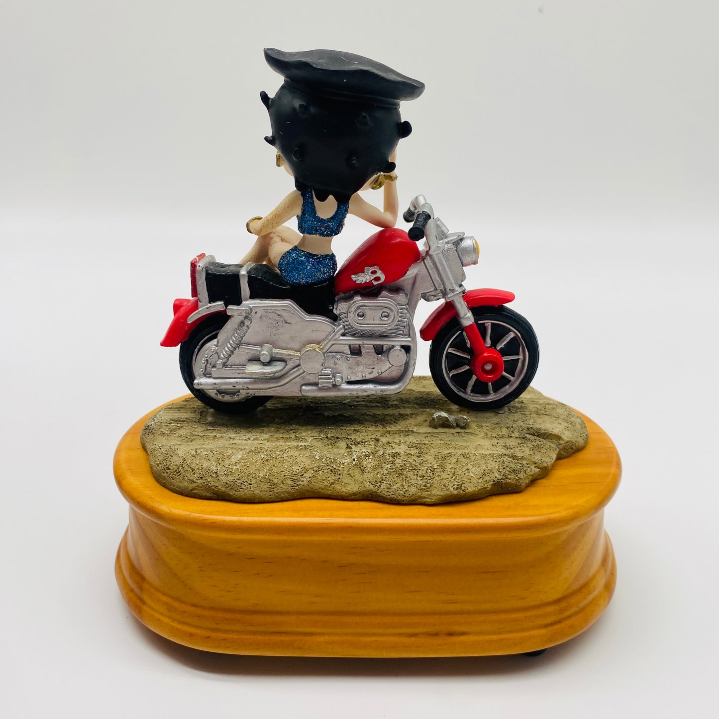 Betty Boop “EZ Rider” Collectible Musical Figurine 180/15000 by King Features Syndicate 1999