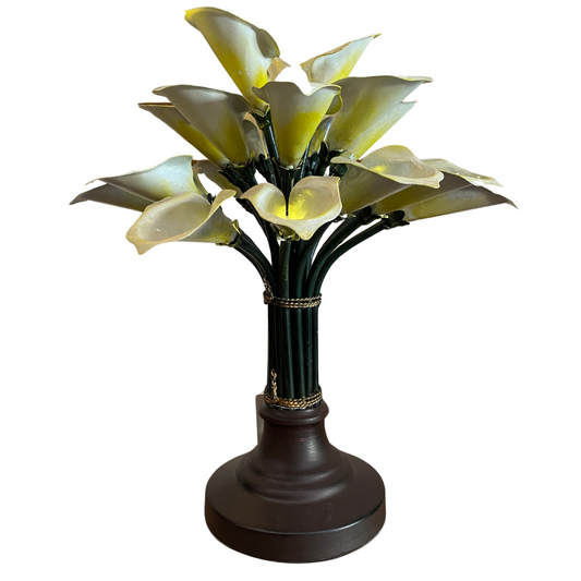 Calla Lilly Tole Table Lamp