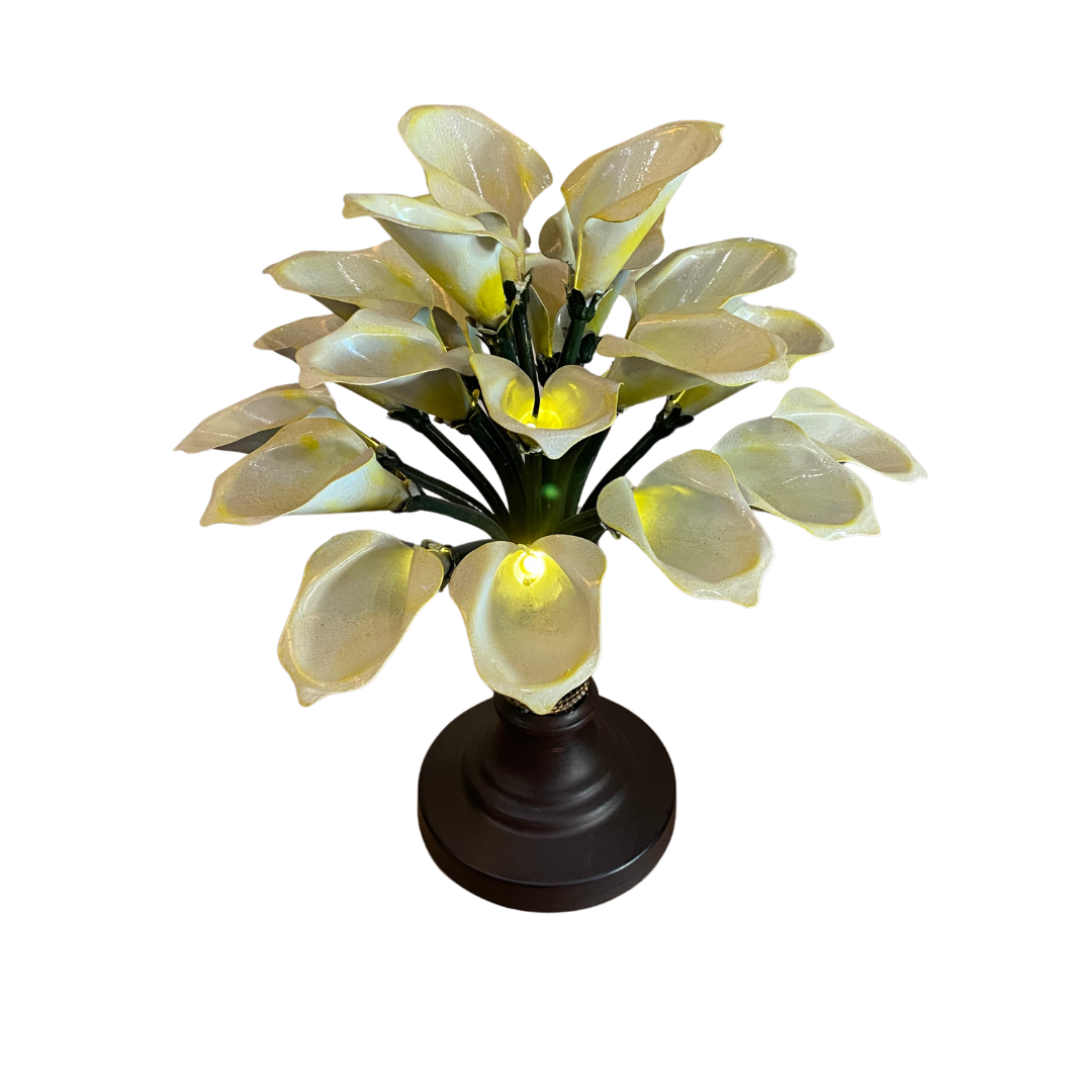 Calla Lilly Tole Table Lamp