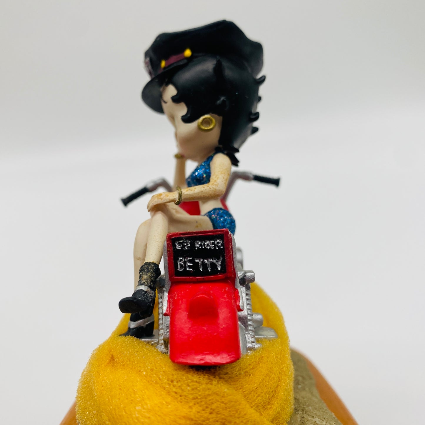 Betty Boop “EZ Rider” Collectible Musical Figurine 180/15000 by King Features Syndicate 1999