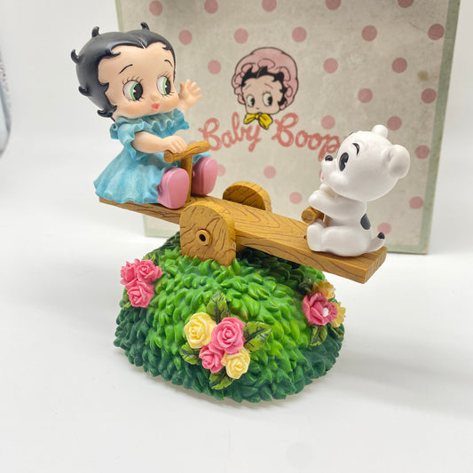 Betty Boop Collectible Music Figurine by Westland Giftware #6889