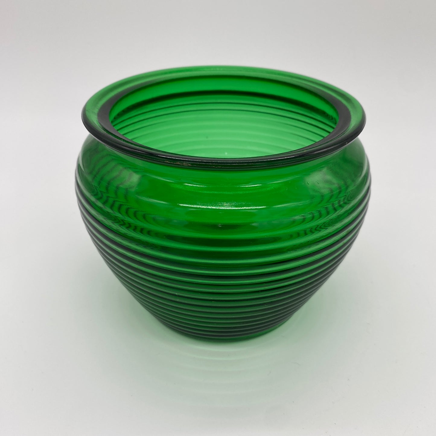 Emerald Ribbed Glass Bowl